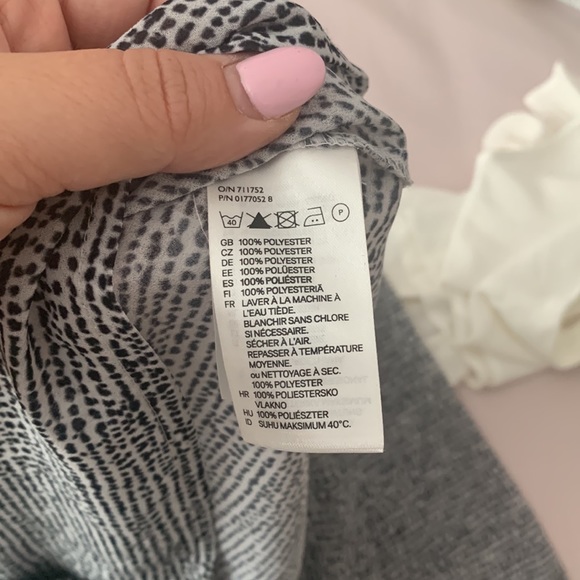 H&M white and black 3/4 sleeve shirt size 14 - Picture 4 of 4